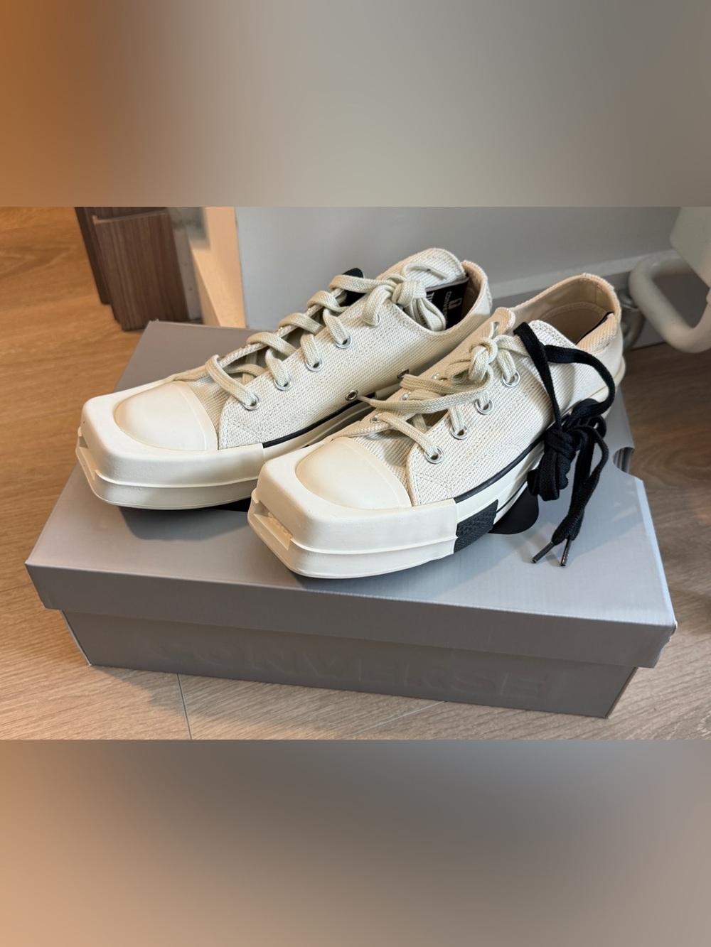 Converse TURBODRK Chuck Taylor All Star
70 Ox Rick Owens DRKSHDW White